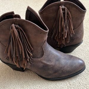 Ariat boots with fringe. 1.5 inch heel. Size 9B